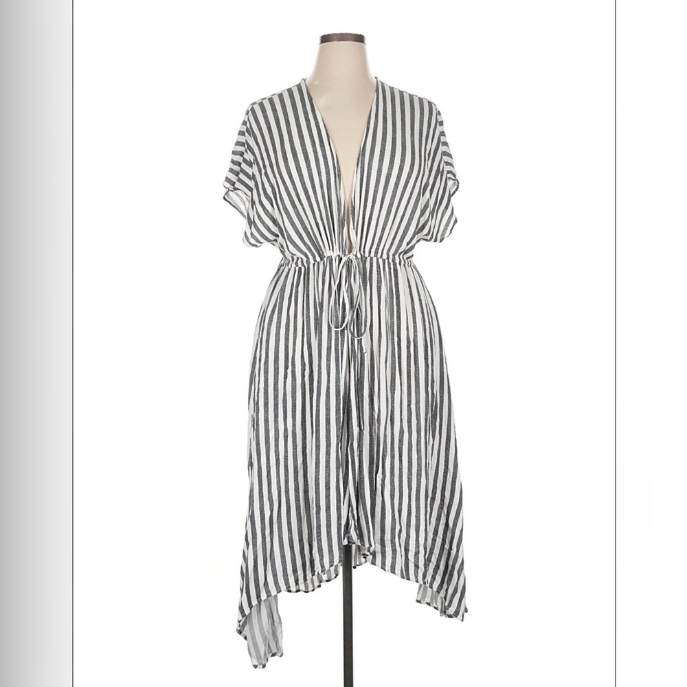 Torrid Black and White High Low Dress/Layering Piece
